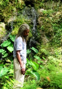 2016 Bdos Garden Worker