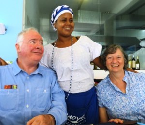 2016 Bra Salv Lunch ND Waitress