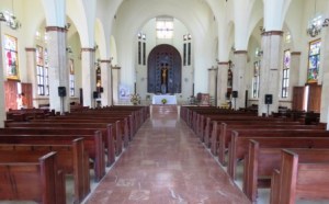 2016 DR Cathederal Inside