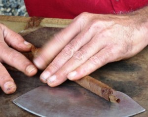 2016 DR Cigar Making