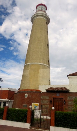 2016 URU PE Lighthouse