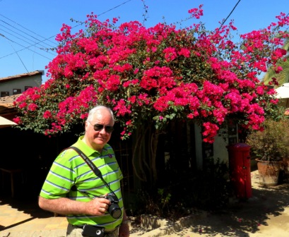 A Santiango Artesan Market N