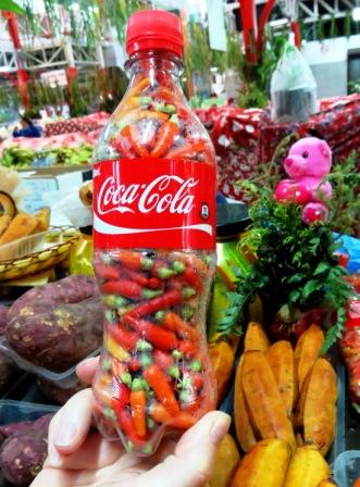 0226 Tahiti Market 06 Chile Coke