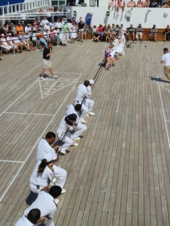 55 20160223 Tug o War In Action