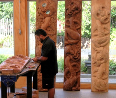 A Auk TePuya 8 Maori Carve School
