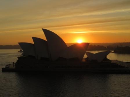 A02 SYD 0310 OH Sunrise2