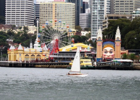 A13 SYD 0310 Fun Fair