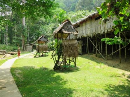 A17 0322 KK MM Huts 4