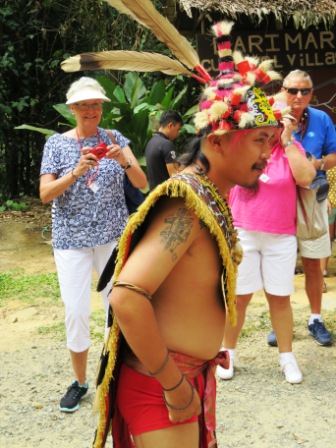 A18 0322 KK MM Guide T