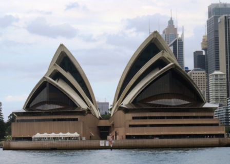 A22 SYD 0310 OH Front