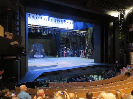 A35 SYD 0310 OH OP Stage