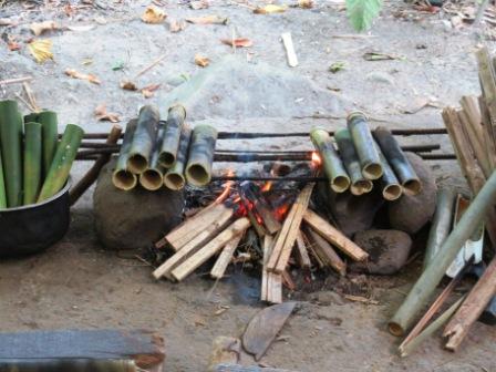 A40 0322 KK MM Cook with Bamboo