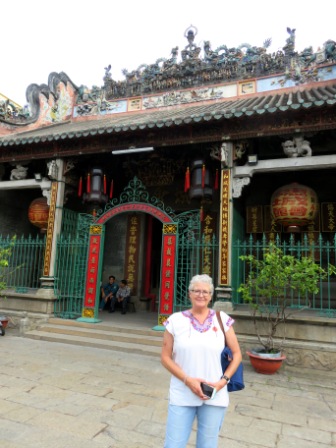 A 07 Saigon Conf Temp 01