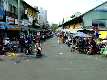 A 14 Saigon Chin Mkt 02