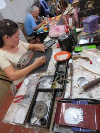 A 25 Saigon Handicraft 2