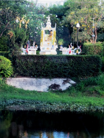 A 28 Bangk Road Bldg