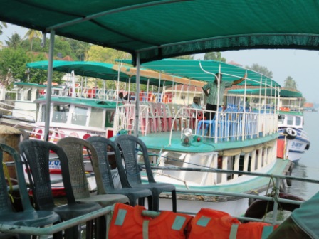 A08 Kochin Cruise 02