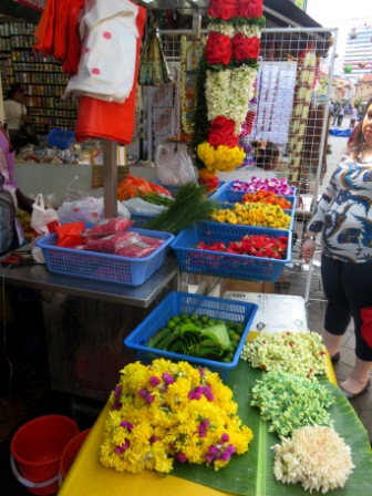 A27 Sing Lit India 03