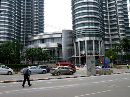 A37 KL Petronas Towers