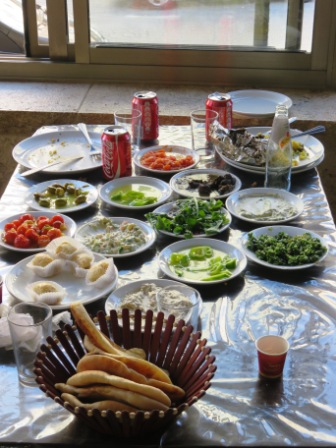 A036 Israel Bethlhm Lunch 03